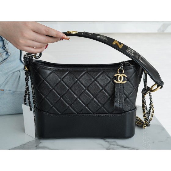 𝗖𝗵𝗮𝗻𝗲𝗹𝗚𝗮𝗯𝗿𝗶𝗲𝗹𝗲❥⼵ New style stray bag Italy 🇮🇹 Montebello original cowhide: medium black