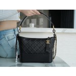 𝗖𝗵𝗮𝗻𝗲𝗹𝗚𝗮𝗯𝗿𝗶𝗲𝗹𝗲❥⼵ New style stray bag Italy 🇮🇹 Montebello original cowhide: medium black