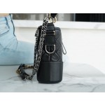 𝗖𝗵𝗮𝗻𝗲𝗹𝗚𝗮𝗯𝗿𝗶𝗲𝗹𝗲❥⼵ New style stray bag Italy 🇮🇹 Montebello original cowhide: medium black