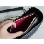 𝗖𝗵𝗮𝗻𝗲𝗹𝗚𝗮𝗯𝗿𝗶𝗲𝗹𝗲❥⼵ New style stray bag Italy 🇮🇹 Montebello original cowhide: small black