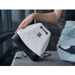 𝗖𝗵𝗮𝗻𝗲𝗹𝗚𝗮𝗯𝗿𝗶𝗲𝗹𝗲❥vagrancyBackpack Italy 🇮🇹 "Montebello" original tire cowhide：Small🖤🤍 Black and white