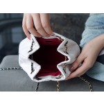 𝗖𝗵𝗮𝗻𝗲𝗹𝗚𝗮𝗯𝗿𝗶𝗲𝗹𝗲❥vagrancyBackpack Italy 🇮🇹 "Montebello" original tire cowhide：Small🖤🤍 Black and white