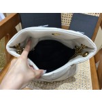 SAINT LAURENT #𝙇𝙤𝙪𝙇𝙤𝙪 𝙥𝙪𝙛𝙛𝙚𝙧#57747 (large silver buckle)