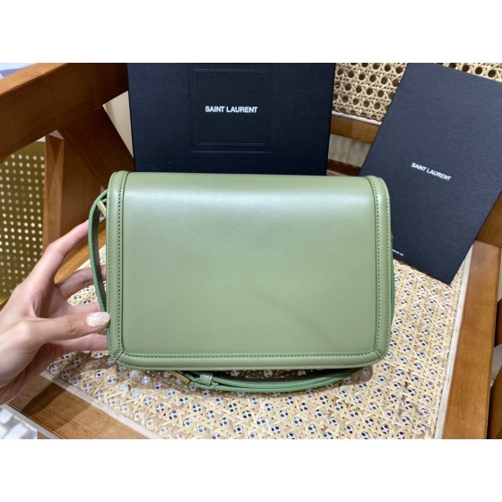 SAINT LAURENT 𝑺𝑶𝑳𝑭𝑬𝑹𝑰𝑵𝑶 𝑩𝑶𝑿 🎐.「avocado green」#634305.JD