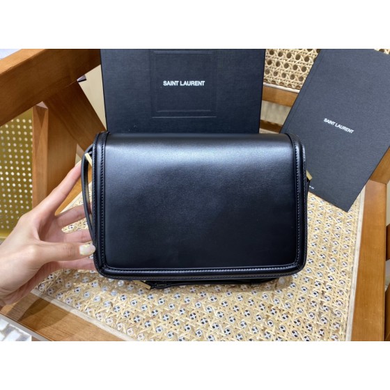 SAINT LAURENT 𝑺𝑶𝑳𝑭𝑬𝑹𝑰𝑵𝑶 𝑩𝑶𝑿 🎐.#634305