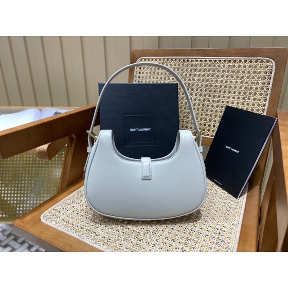 SAINT LAURENT▪️ 𝗟𝗲 𝗙𝗲𝗿𝗺𝗼𝗶𝗿▪️672615 original leather