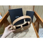 SAINT LAURENT▪️ 𝗟𝗲 𝗙𝗲𝗿𝗺𝗼𝗶𝗿▪️672615 original leather