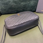 AINT LAURENT 𝙇𝙤𝙪 𝙇𝙤𝙪  #640990.JD