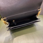 SAINT LAURENT 𝘽𝙀𝘾𝙆𝙔 𝟮𝟱𝙘𝙢   #629426 original leather.JD