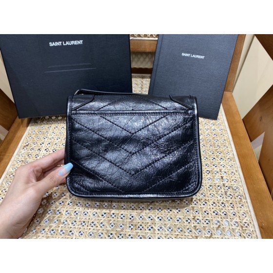 SAINT LAURENT  #583103