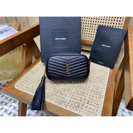 SAINT LAURENT  #585040