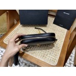 SAINT LAURENT  #585040