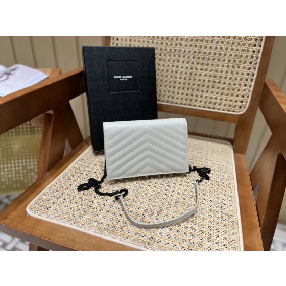 SAINT LAURENT 𝐖𝐨𝐜 𝟭𝟵𝐜𝐦 #393953 original leather.JD