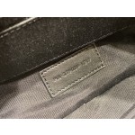 SAINT LAURENT 𝑴𝒐𝒏𝒐𝒈𝒓𝒂𝒎 𝑾𝒐𝒄  #379039