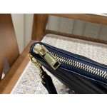 SAINT LAURENT 𝑴𝒐𝒏𝒐𝒈𝒓𝒂𝒎 𝑾𝒐𝒄  #559193