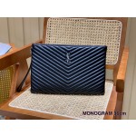 SAINT LAURENT 𝑴𝒐𝒏𝒐𝒈𝒓𝒂𝒎 𝑾𝒐𝒄  #440222