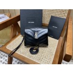 SAINT LAURENT 𝑳𝒐𝒖𝑳𝒐𝒖 #467072.Original leather.JD