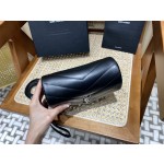 SAINT LAURENT 𝑳𝒐𝒖𝑳𝒐𝒖 #467072.Original leather.JD