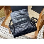 SAINT LAURENT 𝑵𝒊𝒌𝒊 𝒃𝒐𝒅𝒚 𝒃𝒂𝒈  #577124.JD