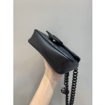 GUCCI 𝙈𝙖𝙧𝙢𝙤𝙣𝙩  #699757