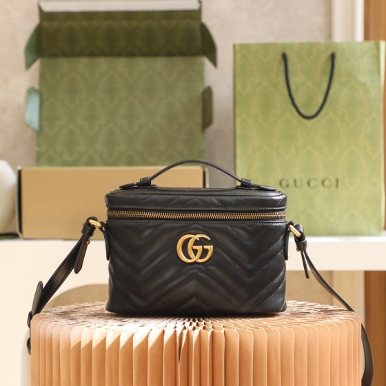 GUCCI  𝐌𝐚𝐫𝐦𝐨𝐧𝐭 #672253