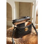 GUCCI  𝐌𝐚𝐫𝐦𝐨𝐧𝐭 #672253