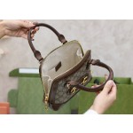 GUCCI 𝟭 𝟵 𝟱 𝟱 horsebit buckle series new member [𝐌𝐢𝐧𝐢 small shell] genuine leather #640716