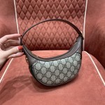 GUCCI 𝙊𝙥𝙝𝙞𝙙𝙞𝙖 crescent underarm bag #658551