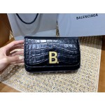 BALENCIAGA 𝘄𝗮𝗹𝗹𝗲𝘁 𝗼𝗻 𝗰𝗵𝗮𝗶𝗻 ▪️ crocodile print black gold buckle