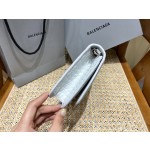 BALENCIAGA 𝘄𝗮𝗹𝗹𝗲𝘁 𝗼𝗻 𝗰𝗵𝗮𝗶𝗻 ▪️ crocodile pattern white white buckle