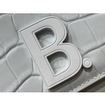 BALENCIAGA 𝘄𝗮𝗹𝗹𝗲𝘁 𝗼𝗻 𝗰𝗵𝗮𝗶𝗻 ▪️ crocodile pattern white white buckle