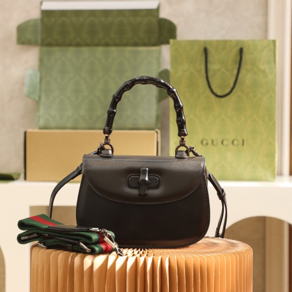 GUCCI full leather retro bamboo series #675797