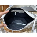 BALENCIAGA 𝐋𝐞 𝐂𝐚𝐠𝐨𝐥𝐞 Moon Bag