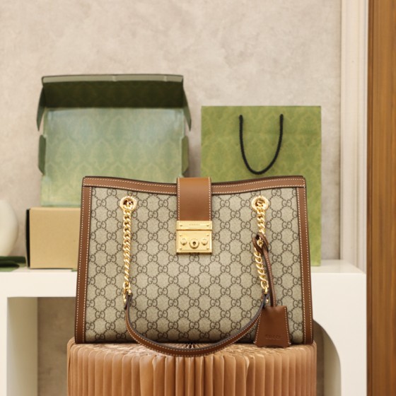 GUCCI 𝐏𝐚𝐝𝐥𝐨𝐜𝐤 series medium original leather #479197