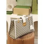 GUCCI 𝐏𝐚𝐝𝐥𝐨𝐜𝐤 series medium original leather #479197