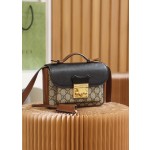 GUCCI 𝐩𝐚𝐝𝐥𝐨𝐜𝐤 small lock postman bag #658487