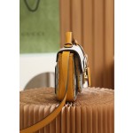 GUCCI 𝐩𝐚𝐝𝐥𝐨𝐜𝐤 small lock postman bag #658487