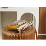 GUCCI 𝐩𝐚𝐝𝐥𝐨𝐜𝐤 small lock postman bag #658487