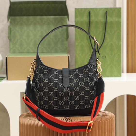 GUCCI 𝐉𝐚𝐜𝐤𝐢𝐞 𝟏𝟗𝟔𝟏 𝐃𝐞𝐧𝐢𝐦 original leather #678843