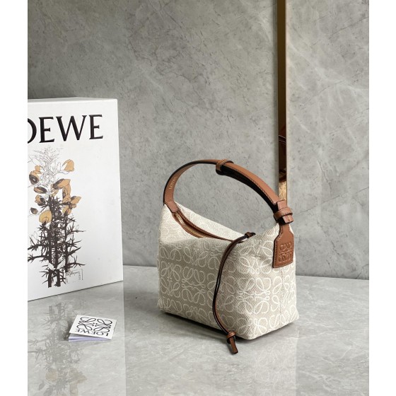 LOEWE cubi bento bag