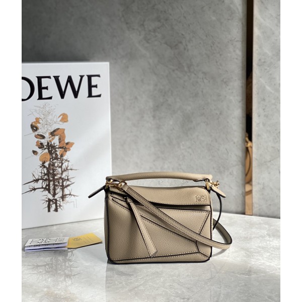 LOEWE  Nano puzzle