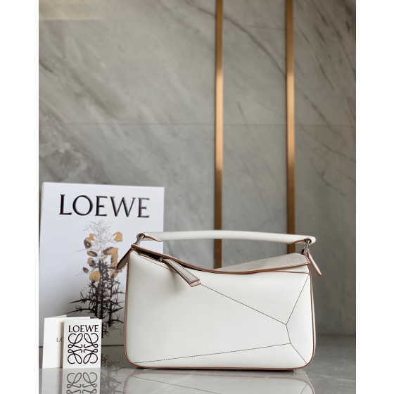 LOEWE    Puzzle bag