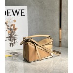 LOEWE    Puzzle bag