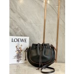 LOEWE Horseshoe flying saucer bag