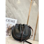 LOEWE Horseshoe flying saucer bag
