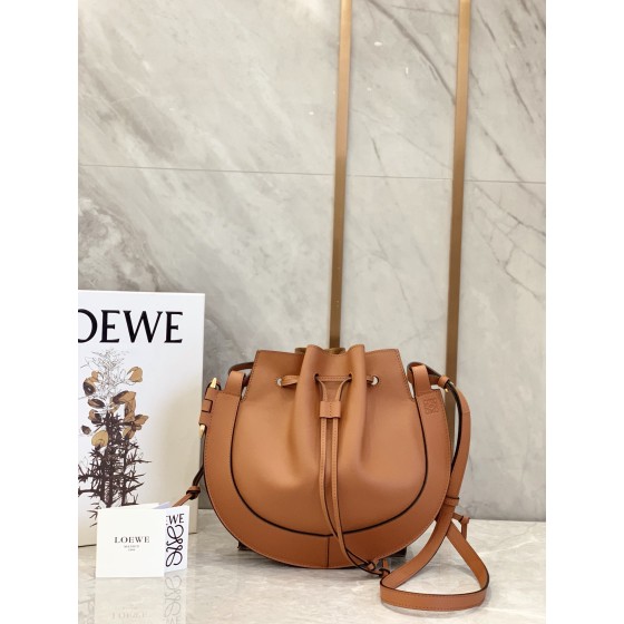 LOEWE Horseshoe flying saucer bag