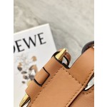 LOEWE Horseshoe flying saucer bag