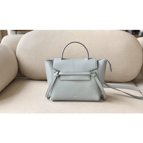 𝐂𝐞𝐥𝐢𝐧𝐞 BELT MICRO BAG in grained calfskin