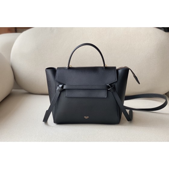 𝐂𝐞𝐥𝐢𝐧𝐞 BELT MICRO BAG in grained calfskin