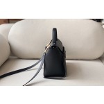 𝐂𝐞𝐥𝐢𝐧𝐞 BELT MICRO BAG in grained calfskin